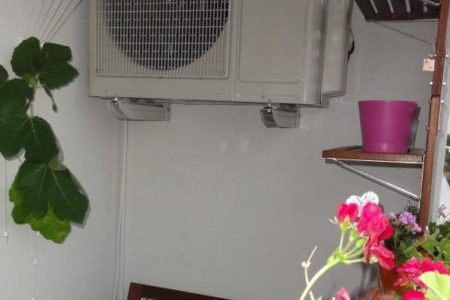 Instalacia klimatizacie u zakaznika vonkajsia jednotka 450x659 1 1