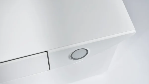 Daikin Emura